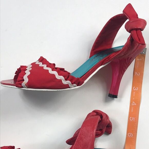 VTG,Red Kitten Heels by Irregular Choice Size 38 - Picture 8 of 16